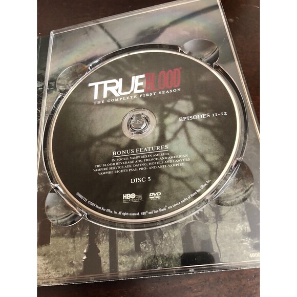 True Blood - Complete First Season DVD -  5-Disc Boxed Set - HBO TV Series Show - Picture 9 of 10